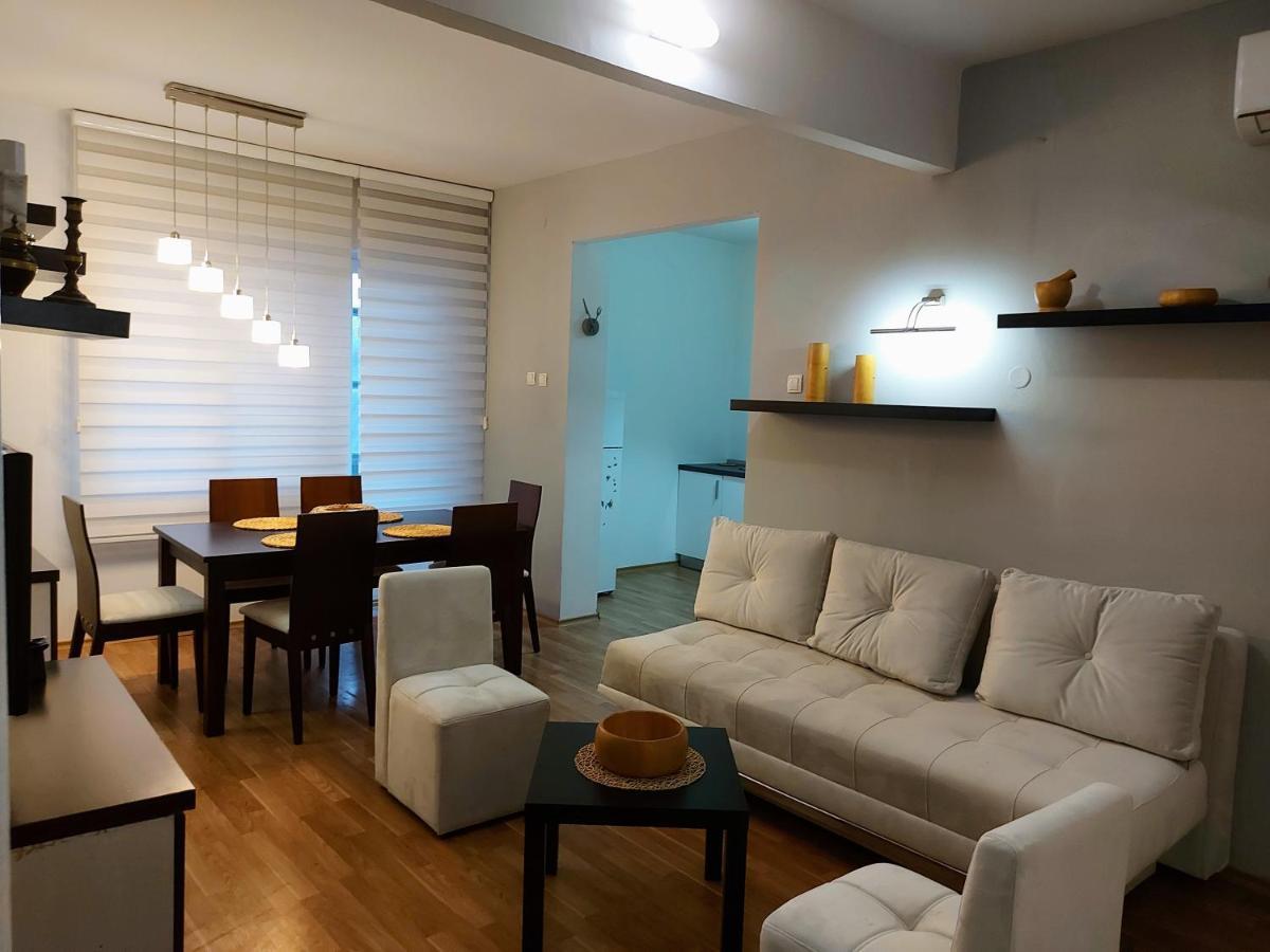 Makabo-Apartment In House Üsküp Dış mekan fotoğraf